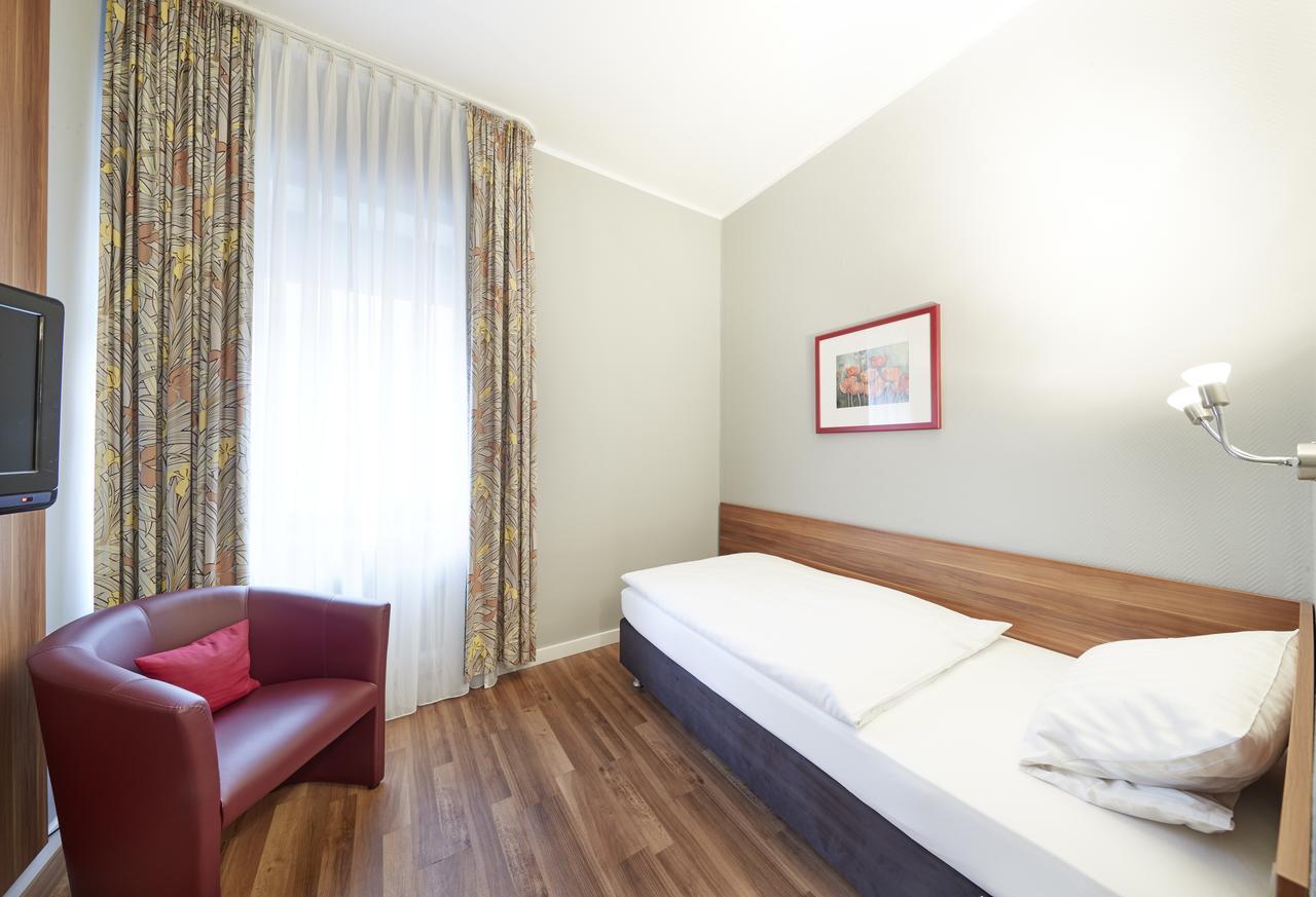 Hotel Bremer Tor Stuhr Dış mekan fotoğraf