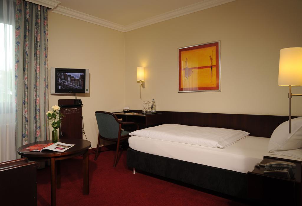 Hotel Bremer Tor Stuhr Dış mekan fotoğraf